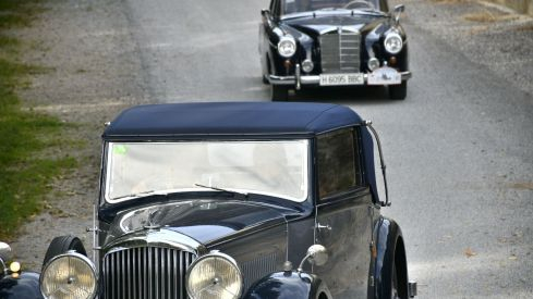 Concentración coches de época Torre del Bierzo