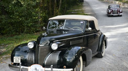 Concentración coches de época Torre del Bierzo