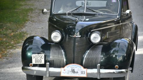 Concentración coches de época Torre del Bierzo