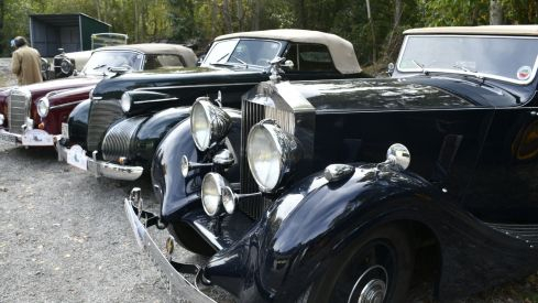 Concentración coches de época Torre del Bierzo