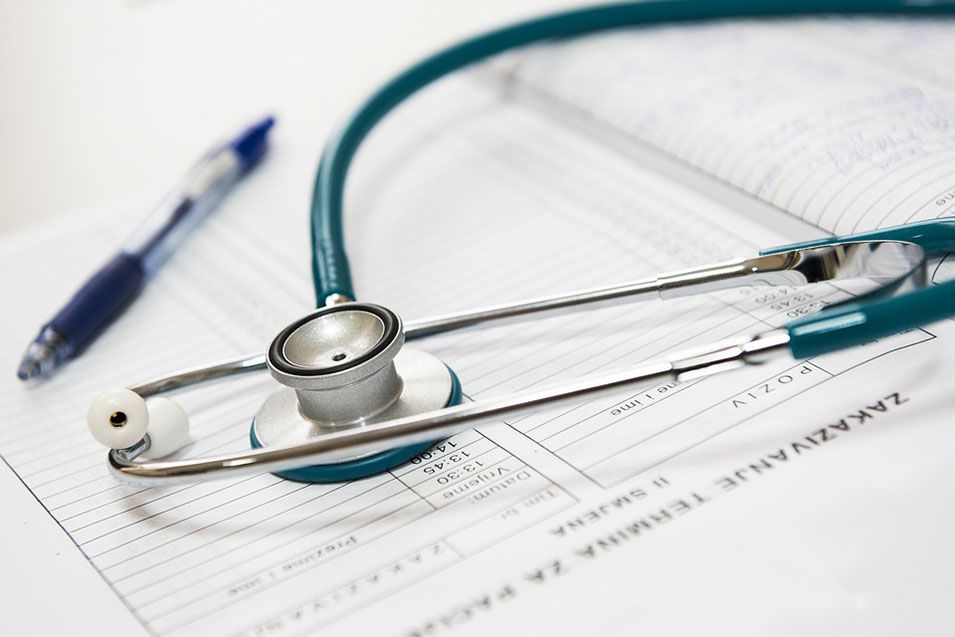 Los médicos colegiados aumentaron un 0,6% en la provincia de León en 2023, hasta los 2.748