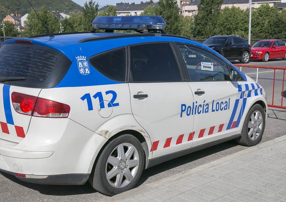 Policia-Local-112-Coche-Seguridad-9551-955x674
