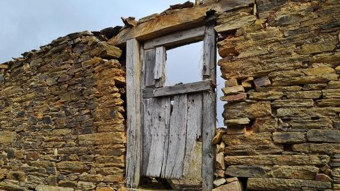 PRADA DE LA SIERRA 8200321)