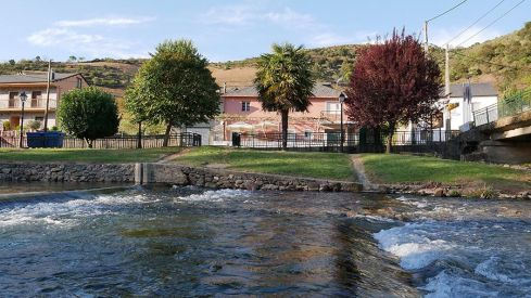 PASEOS DE PRIMAVERA: SOBRADO 070421