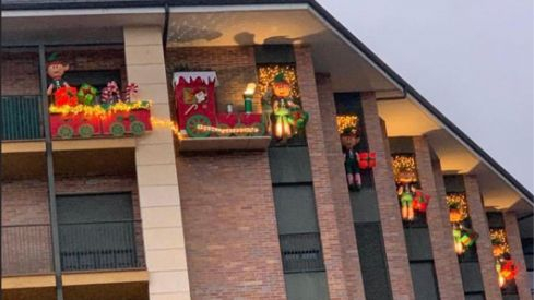 piso-adornado-navidad-duend