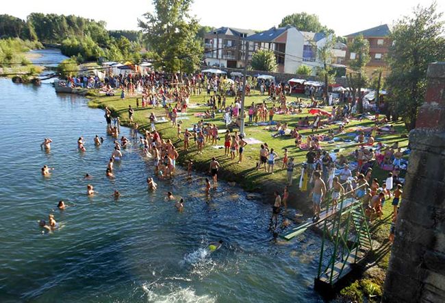 Playa Fluvial Cacabelos 2019 650