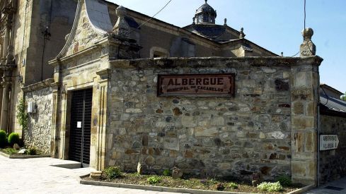 30-08-05 - César - Albergue Cacabelos