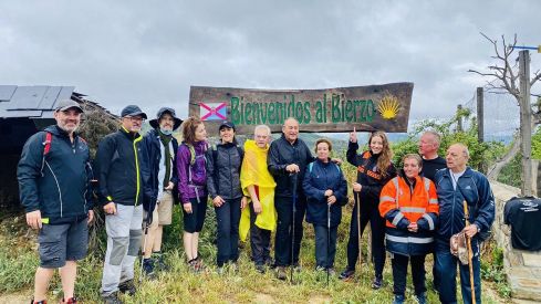 FUuMZVsXwAA7p1C copia