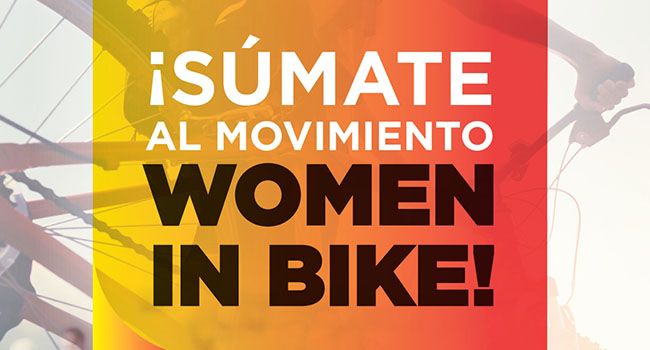 women in bike destacada