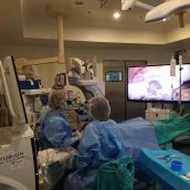 El Hospital de El Bierzo efectúa su primer trasplante de córnea de tipo lamelar