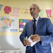 Tarsicio carballo vota en las elecciones del 28M 