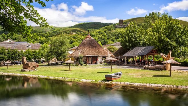 Palloza,In,Balboa,,Los,Ancares,(leon),,Spain