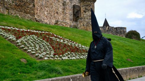 La sombra del Lambrión Chupacandiles recorrió Ponferrada | Álbum de fotos La sombra del Lambrión Chupacandiles recorrió Ponferrada | Álbum de fotos