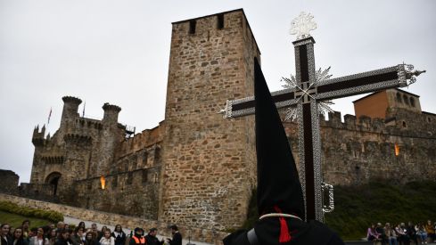 Procesión del Viacrucis en Ponferrada 2023