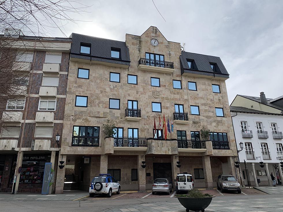 ayuntamiento de bembibre 980