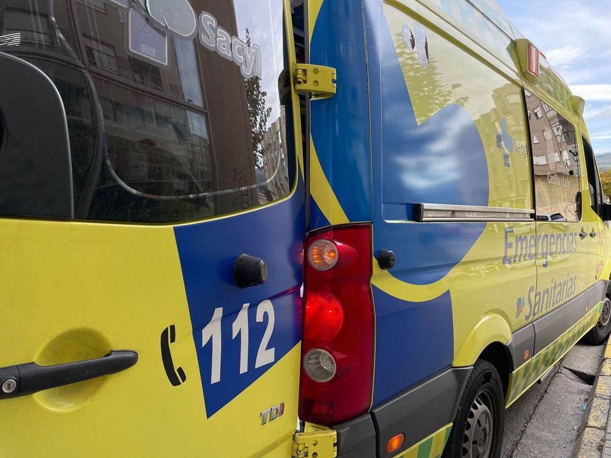 ambulancia abierta (3) ambulancia abierta (3)