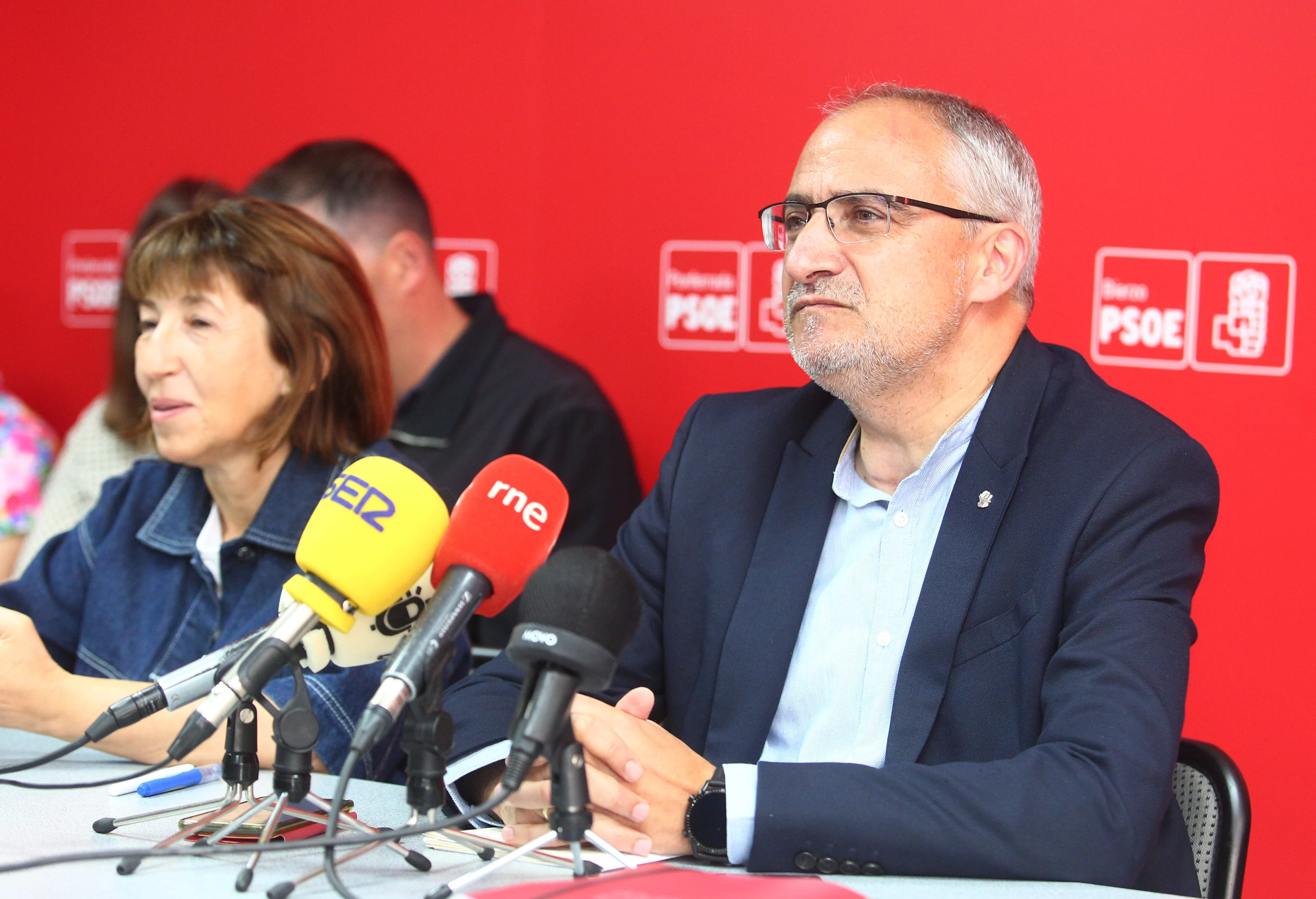 Mabel Fernández y Olegario Ramón Mabel Fernández y Olegario Ramón