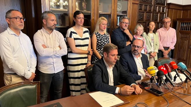 Equipo de Gobierno durante la presentación de este viernes