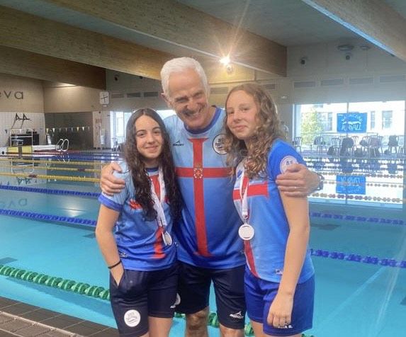 Celia Rodríguez y Olga Álvarez. Club Natación Bierzo