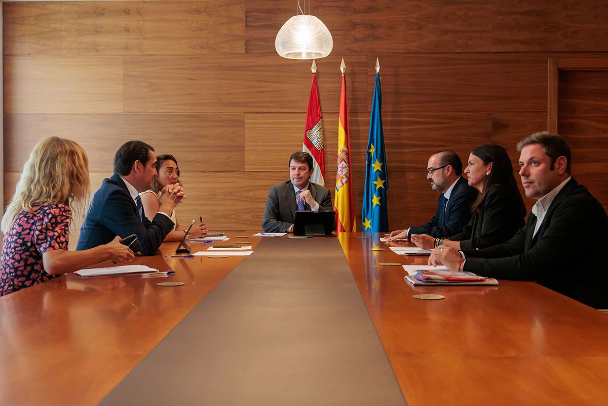 Lidia Coca, Iván Alonso, Marco Morala y Mañueco (8) Lidia Coca, Iván Alonso, Marco Morala y Mañueco (8)