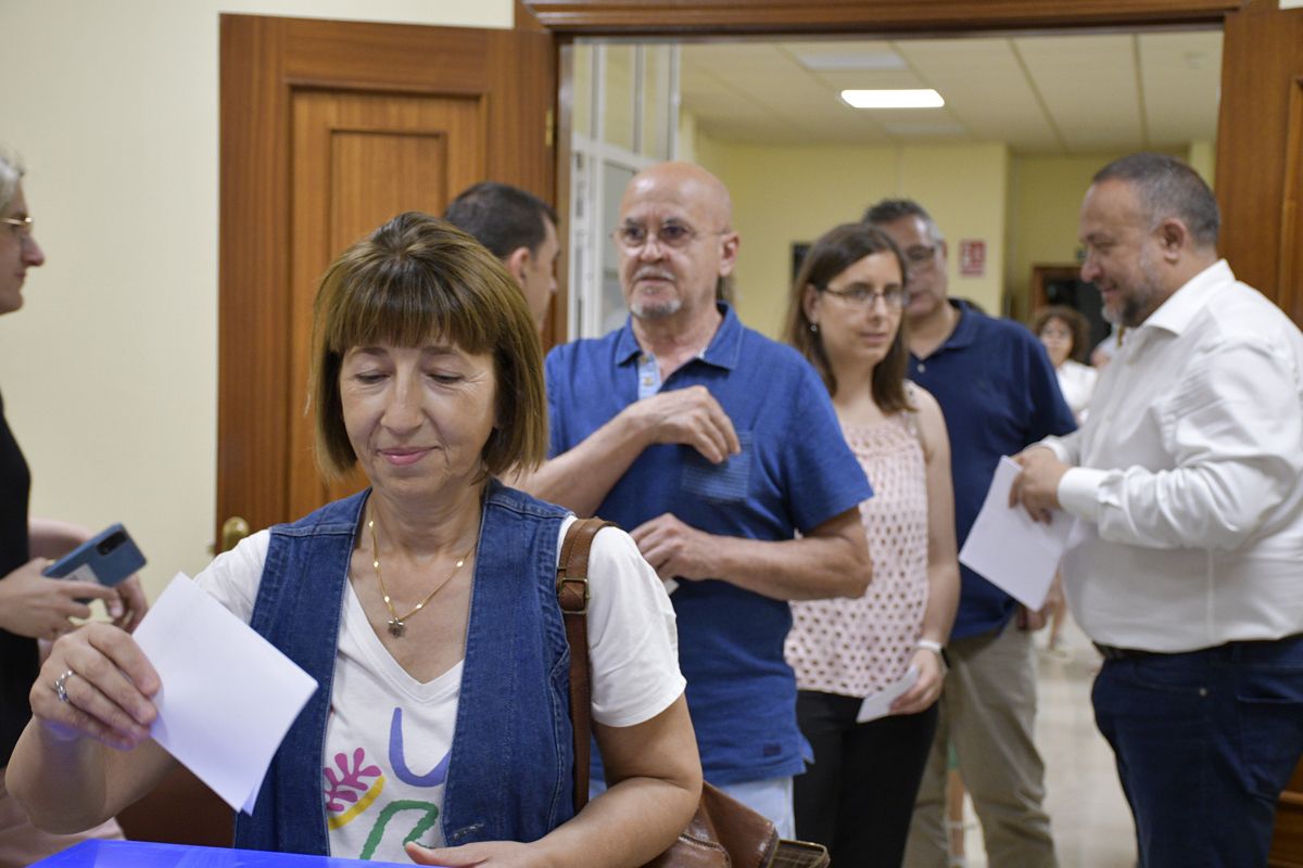 olegario votación (3) olegario votación (3)