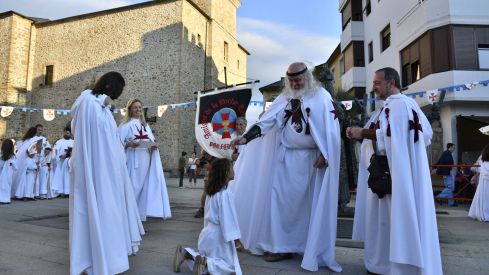 Ordenamiento pequeños escuderos en la Noche Templaria de Ponferrada (89) Ordenamiento pequeños escuderos en la Noche Templaria de Ponferrada (89)
