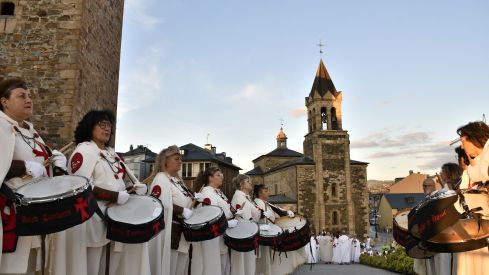 Ordenación de nuevos caballeros de la Noche Templaria Ordenación de nuevos caballeros de la Noche Templaria