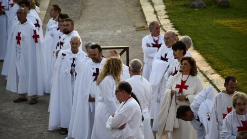Ordenación de nuevos caballeros de la Noche Templaria Ordenación de nuevos caballeros de la Noche Templaria