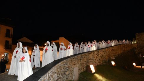 Ofrenda en la Noche Templaria Ofrenda en la Noche Templaria