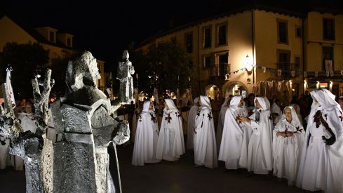 Ofrenda en la Noche Templaria Ofrenda en la Noche Templaria
