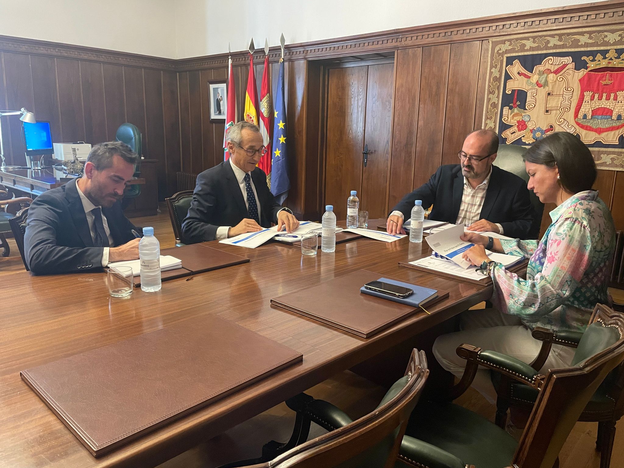 Reunión entre el Ayuntamiento de Ponferrada y Endesa