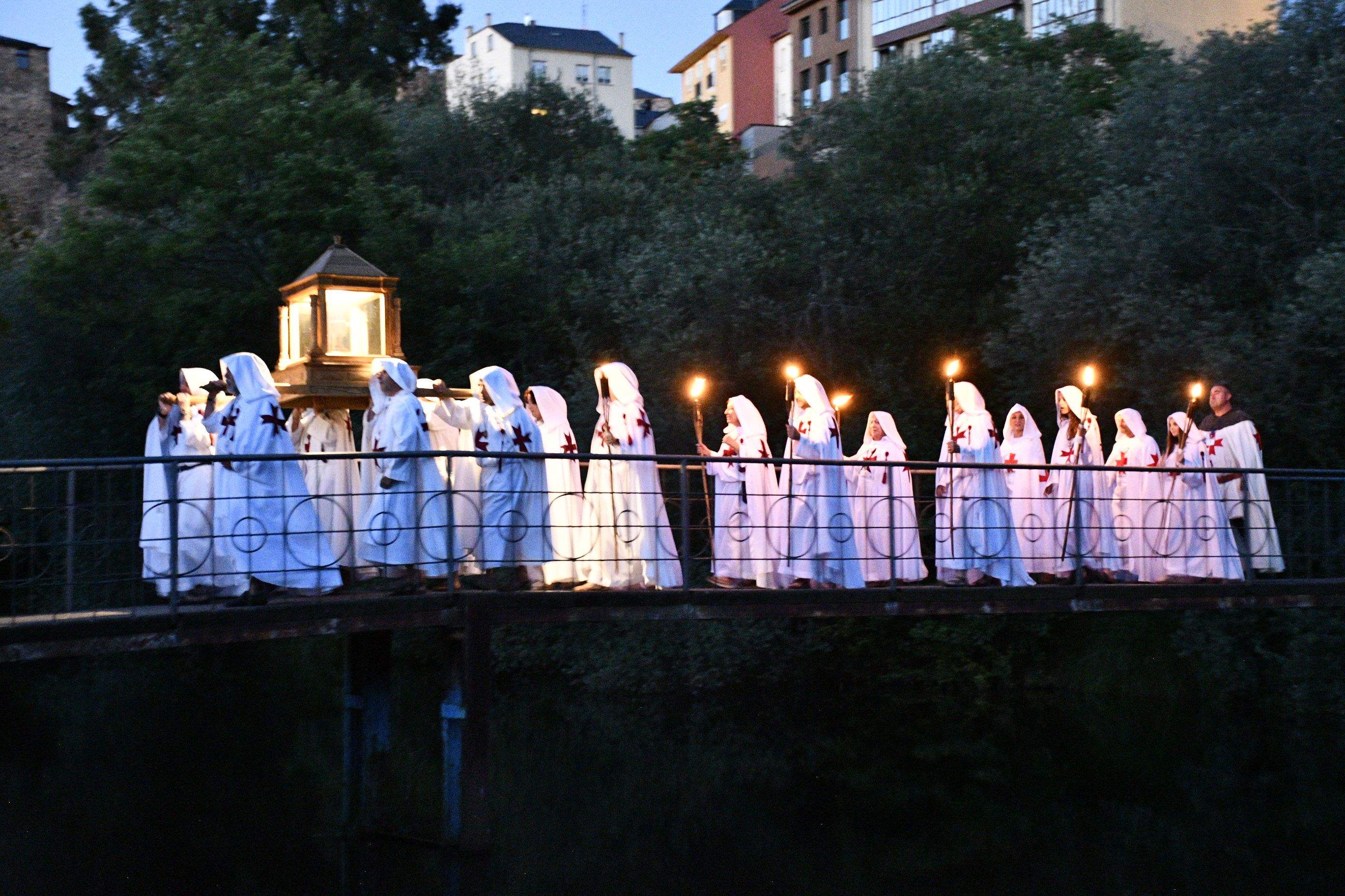 Desfile Noche Templaria (64) Desfile Noche Templaria (64)