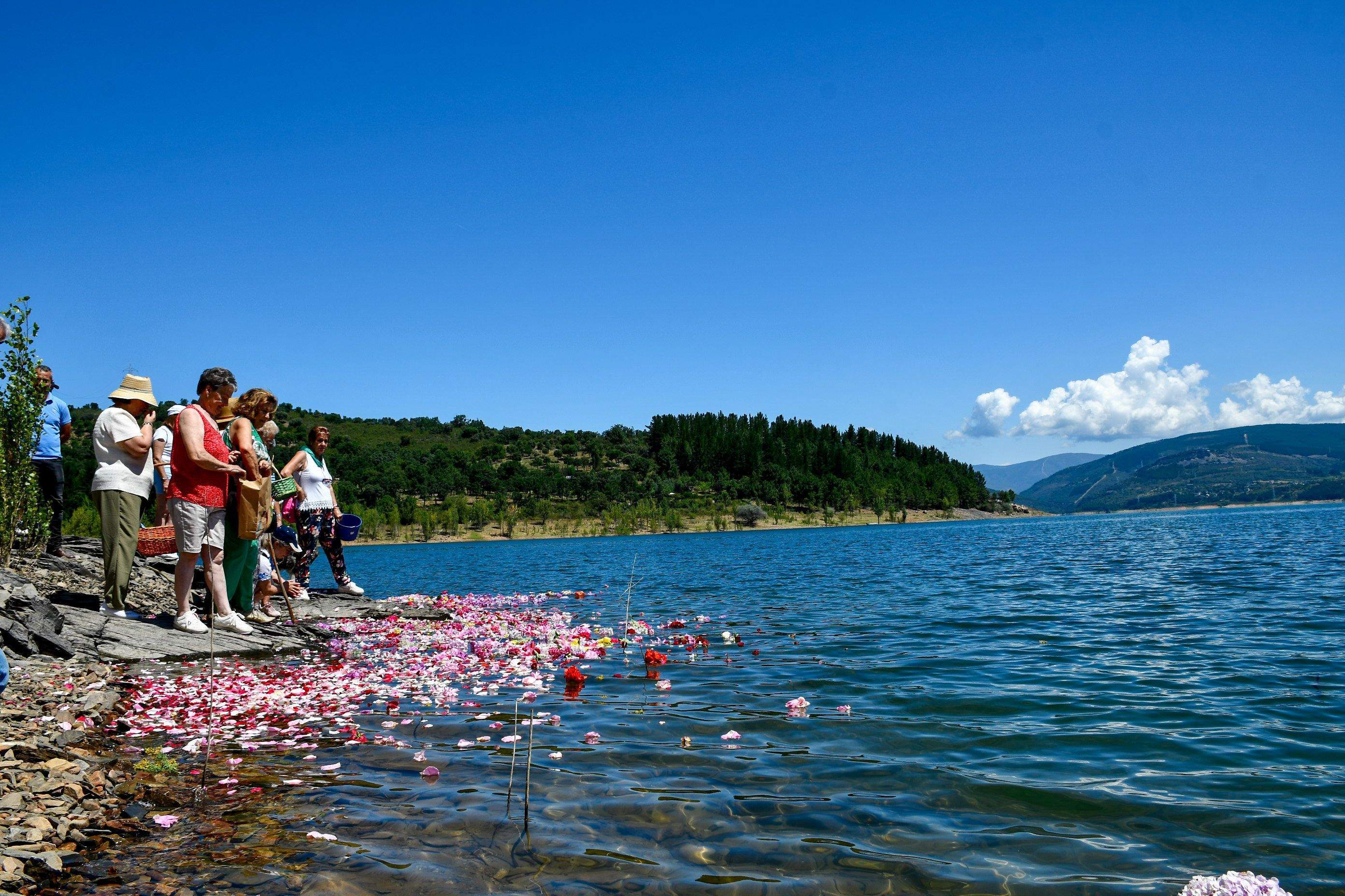 Ofrenda romeros del Bierzo (85) Ofrenda romeros del Bierzo (85)
