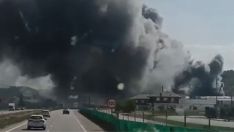 incendio nave Embutidos Santa Cruz