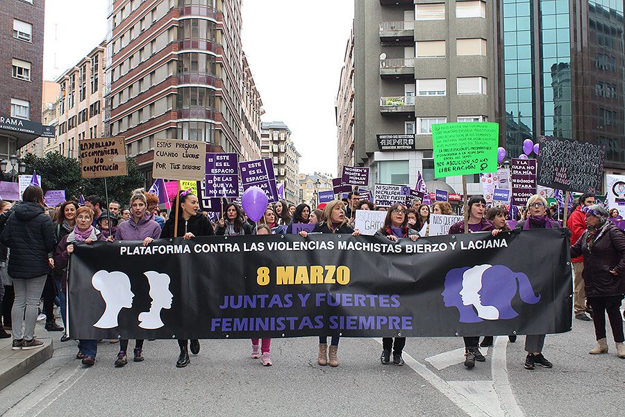 manifestacion mujer ponferrada (15)