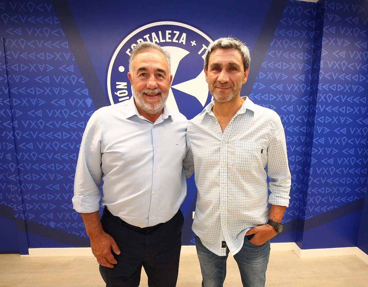 Tomás Nistal deja la Ponferradina. Tomás Nistal deja la Ponferradina.