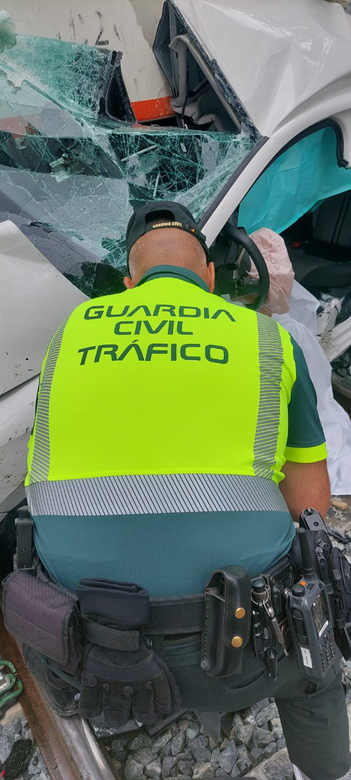 Accidente moral paso a nivel Lugo (3)