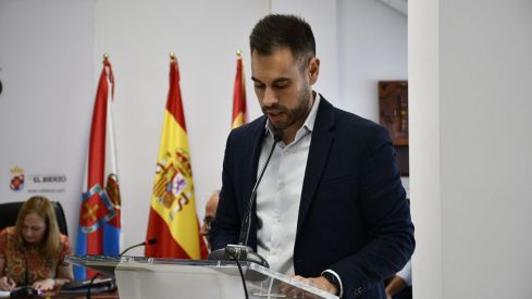Pleno de constitución del Consejo del Bierzo y elección de Olegario Ramón como presidente