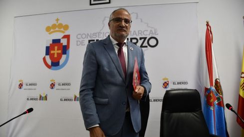 Olegario Ramón reclama poder mantener operativas cinco brigadas del Consejo Comarcal del Bierzo durante nueve meses