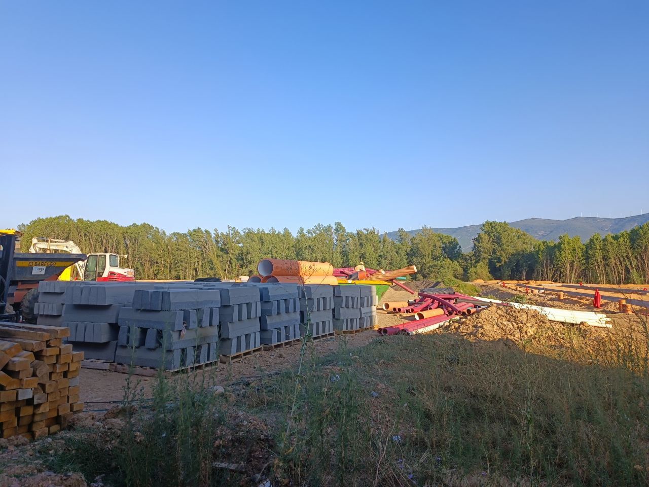 Robos en las obras de ampliación del polígono de San Román de Bembibre (2)