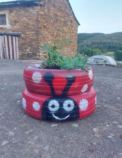 DECORACIÓN RECICLADA DECORACIÓN RECICLADA