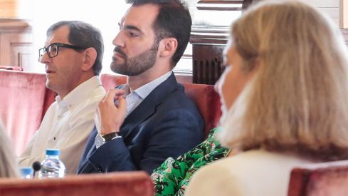 El PP sigue mostrando signos de factura en el primer pleno del nuevo Ayuntamiento de León