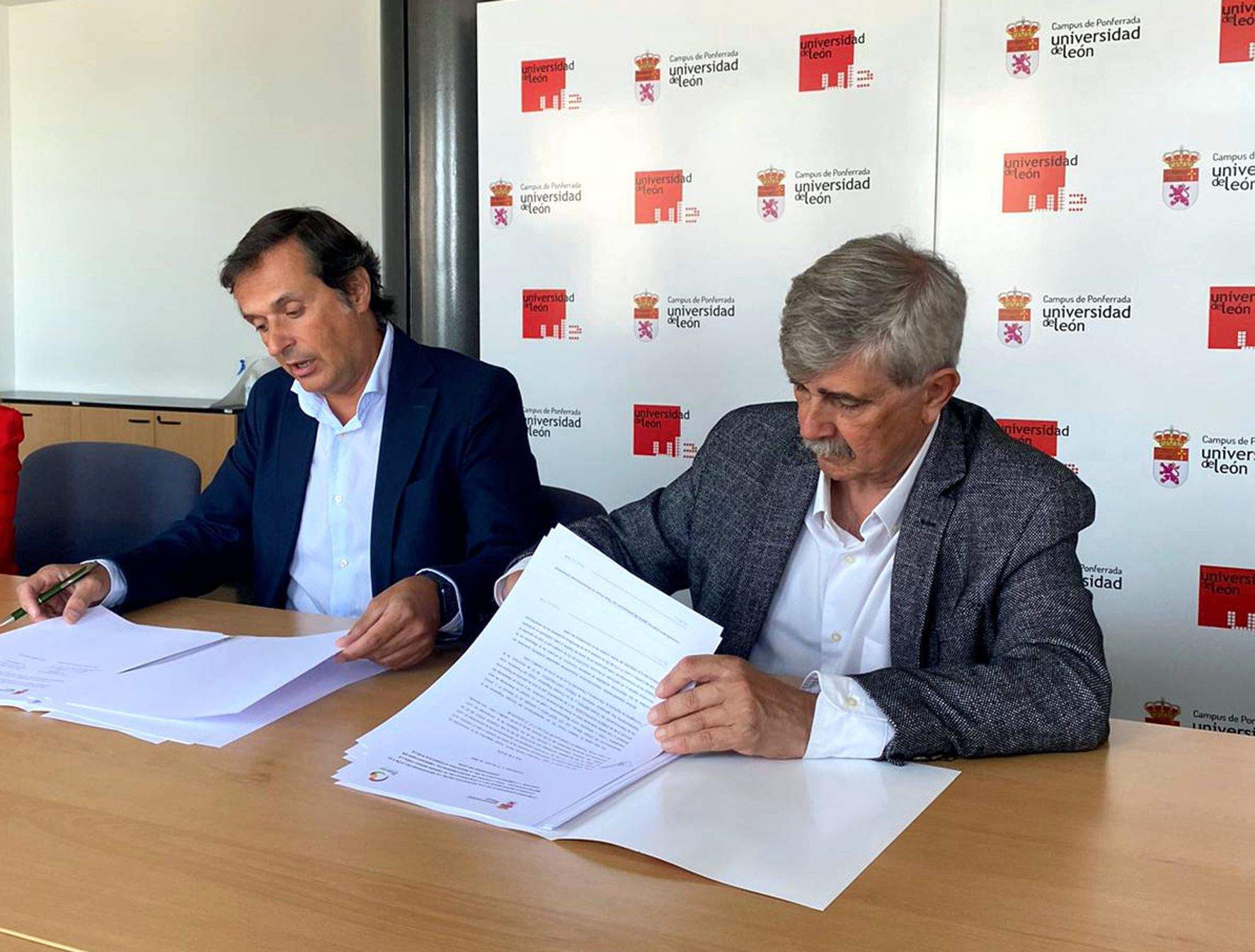 2023 07 24 Firma Convenios DO Bierzo 02