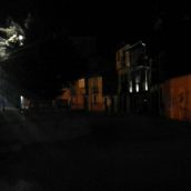 Zona del casco antiguo de León donde la iluminación brilla por su ausencia 