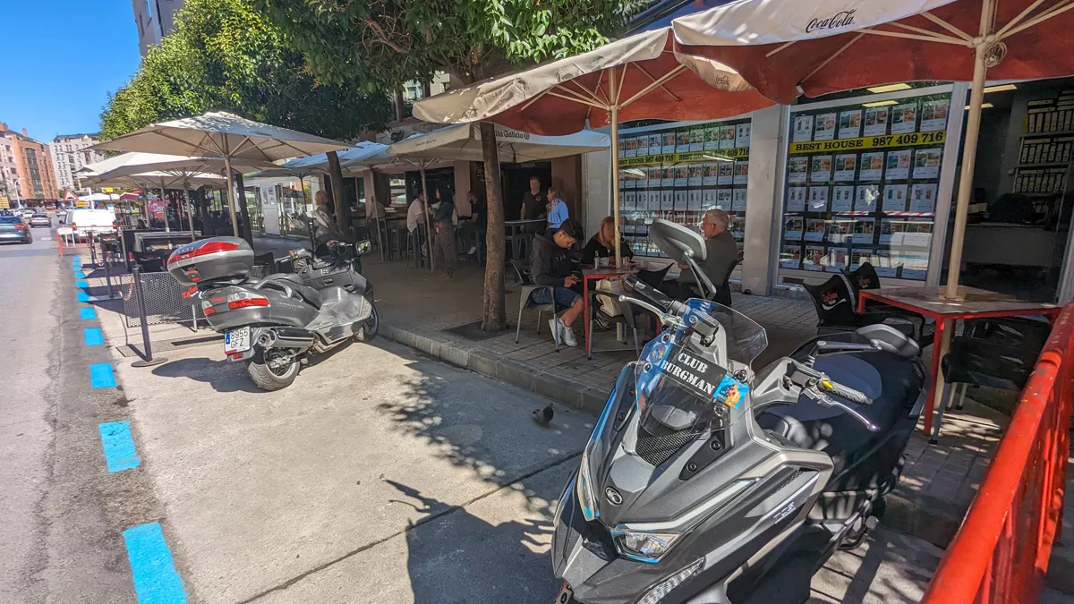 club burgman (1) club burgman (1)