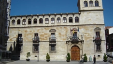 Palacio de los Guzmanes, sede de la Diputación de León Palacio de los Guzmanes, sede de la Diputación de León