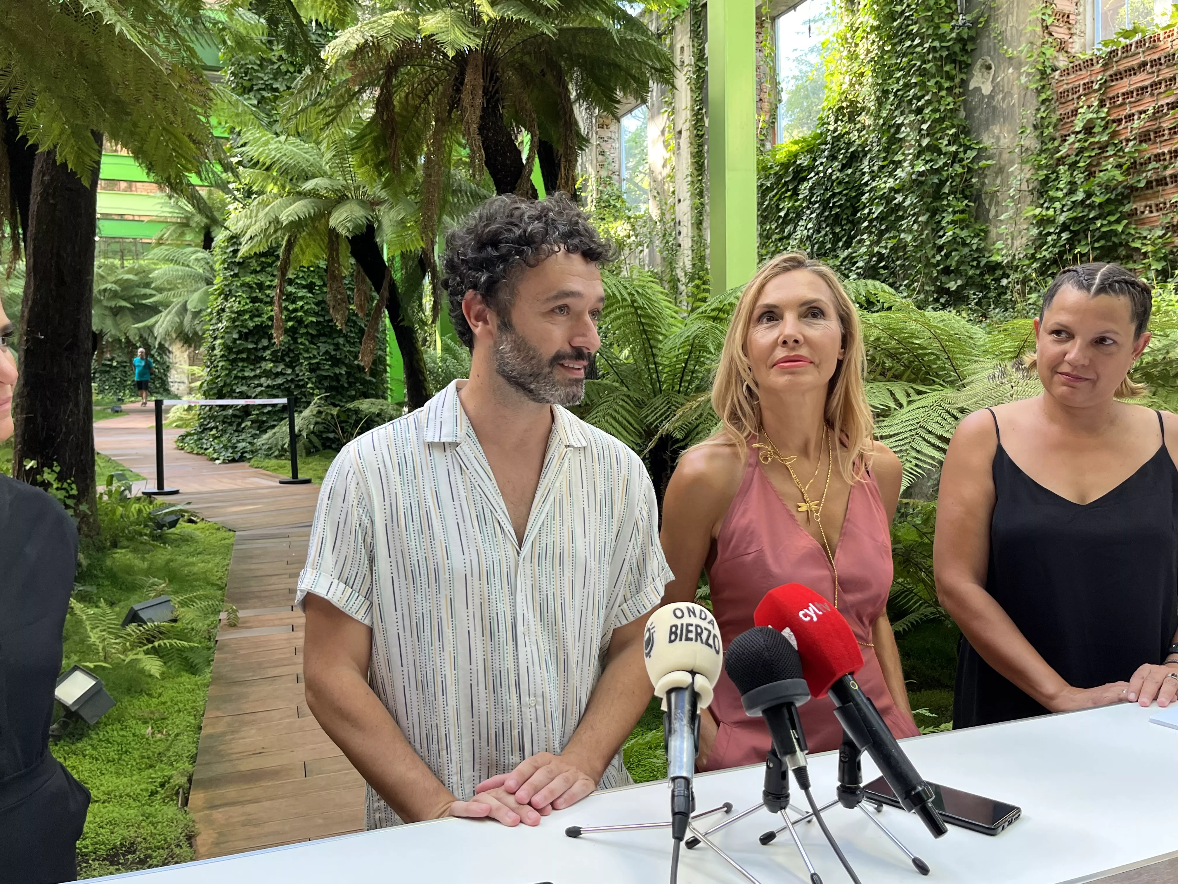 Visita de Rodrigo Sorogoyen a la Térmica Cultural de Ponferrada (1)