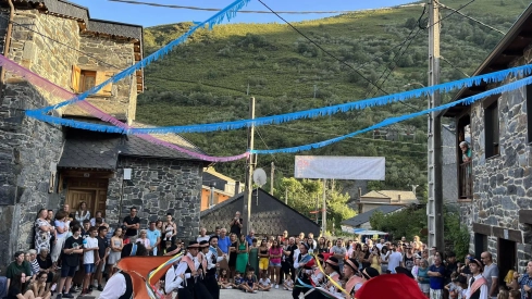 Imagen de Archivo de los Danzantes de Guímara