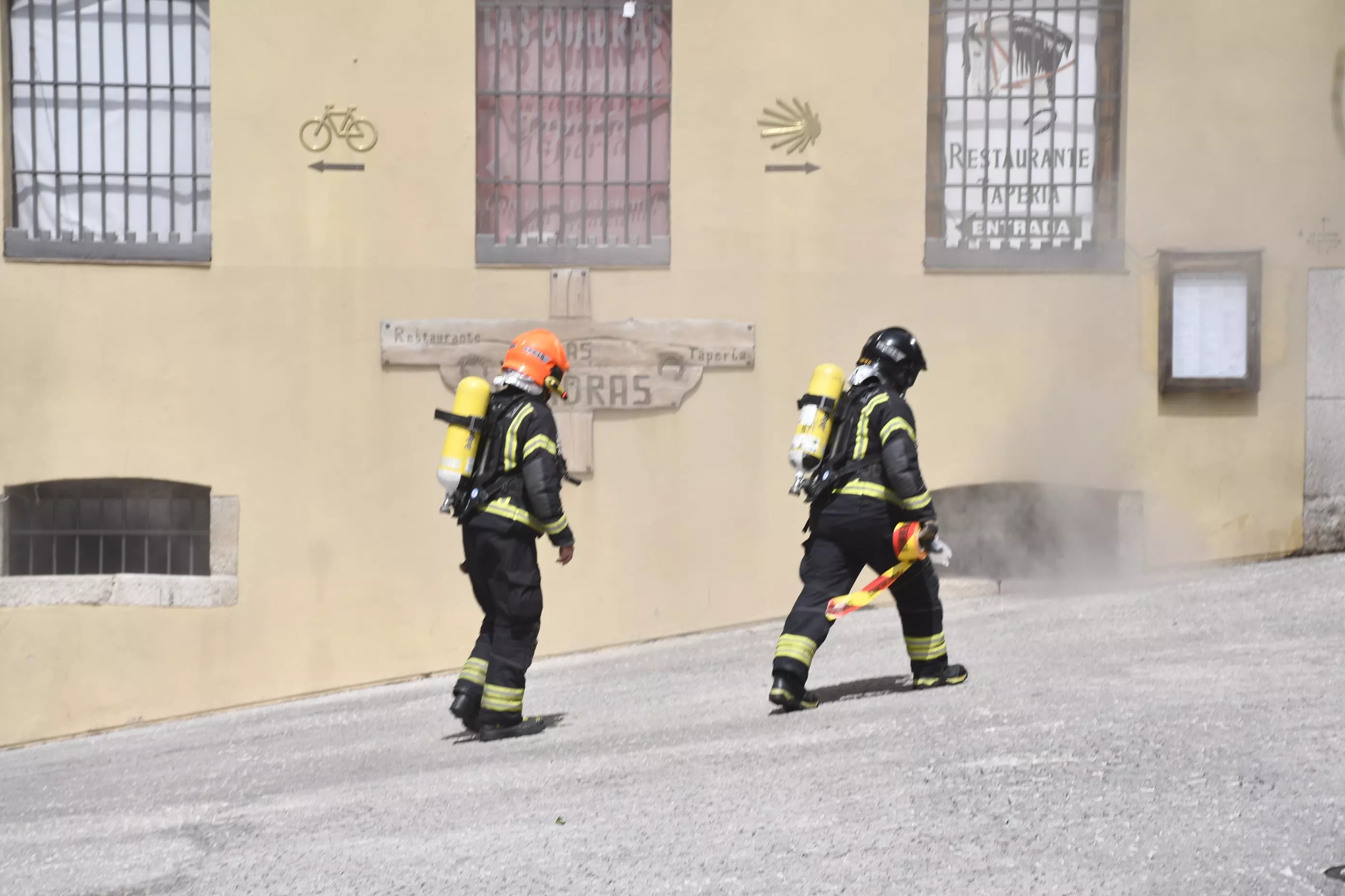 Incendio en la cocina del restaurante de Las Cuadras de Ponferrada (2) Incendio en la cocina del restaurante de Las Cuadras de Ponferrada (2)