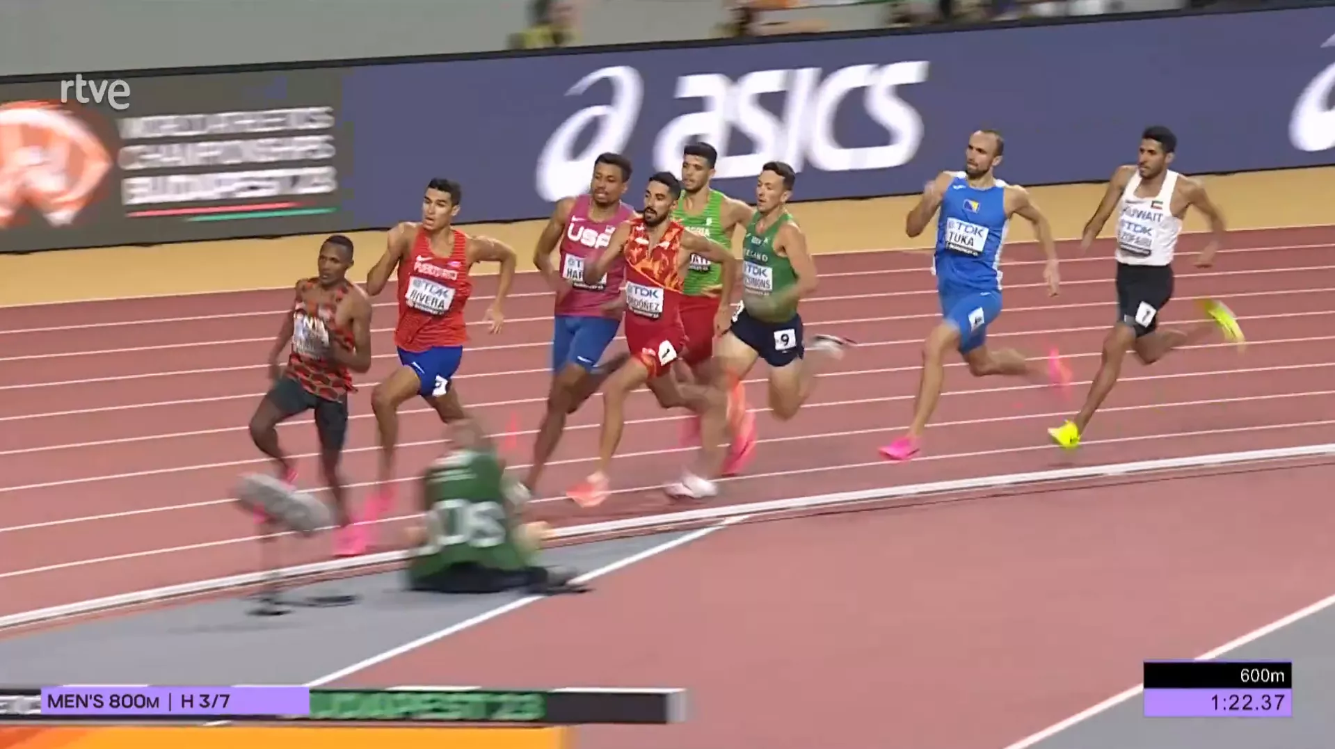 El atleta berciano Saúl Ordóñez se mete en la semifinal de 800 del Mundial de Budapest.